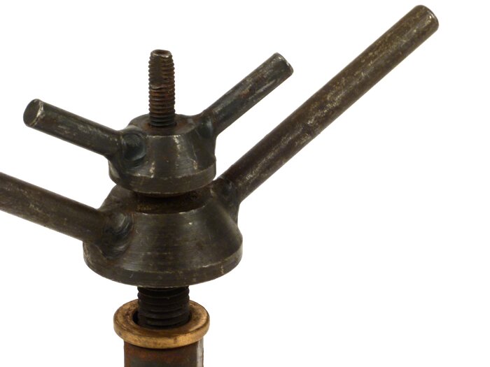 Extractor -LAMBRETTA (NOS)- for cluster bush Lambretta Lui 50-75, J50, J100, J125