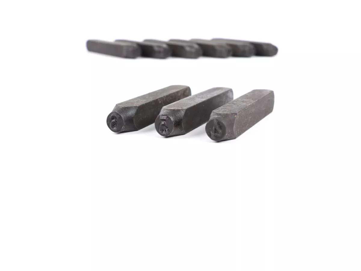 Timbro -6mm- NUMERI 0-9 - utilizzato per il numero del telaio