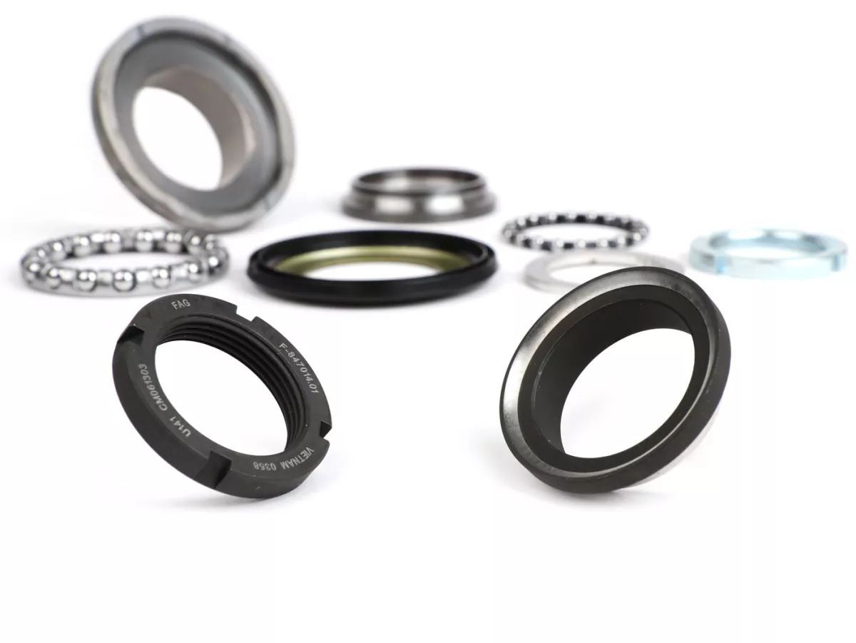 Steering set -JOCKEYS- Vespa VN, VL, VB, VNA1T till VNA2T, VNB1T till VNB3T (till No 61000), VBA1T, VBB1T (till No 82819)- 3rd oversize (44,0mm) - upper + lower