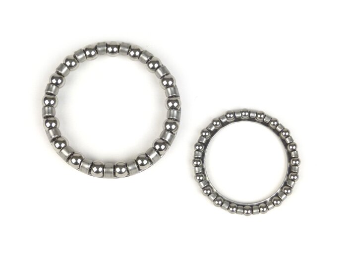 Steering race set -VESPA- Piaggio, Gilera, Vespa - balls upper bearing big version (balls = 5/32“ = 3,97mm) - Vespa V50, 50N, PV, ​ET3, ​PK, PX, T5, Cosa, Rally, Sprint, Super, GS160, SS180, GTS, HPE, ET2, ET4, LX/LXV, S50-125, Sprint, Primavera, Runner,