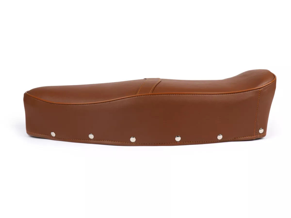 Seat -OEM QUALITÄT (fits also with tall fuel tank)- Vespa Sprint150 (VLB1T), GL150 (VLA1T), GT125 (VNL2T), GTR125 (VNL2T), Super, SS180 (VSC1T), Rally180 (VSD1T), Rally200 (VSE1T) - brown