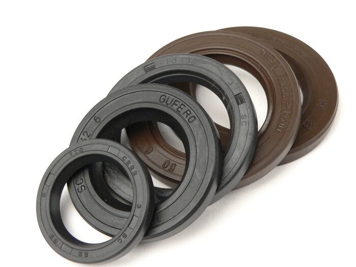 Oil seal set -MB Developments- Lambretta LI 125-150 (series 2-3), LIS, SX, TV (series 2-3), GP/DL - crank shaft oil seals FKM