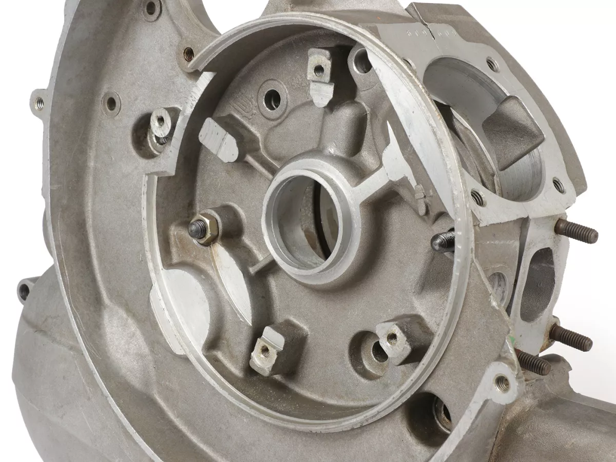Motorhuis voor Vespa V50, V90, PV, ET3, PK S, PK XL, PK XL2, ETS, Motovespa PK75 (3-gaats inlaatspruitstuk, two-pull versnellingspook, Elestart)
