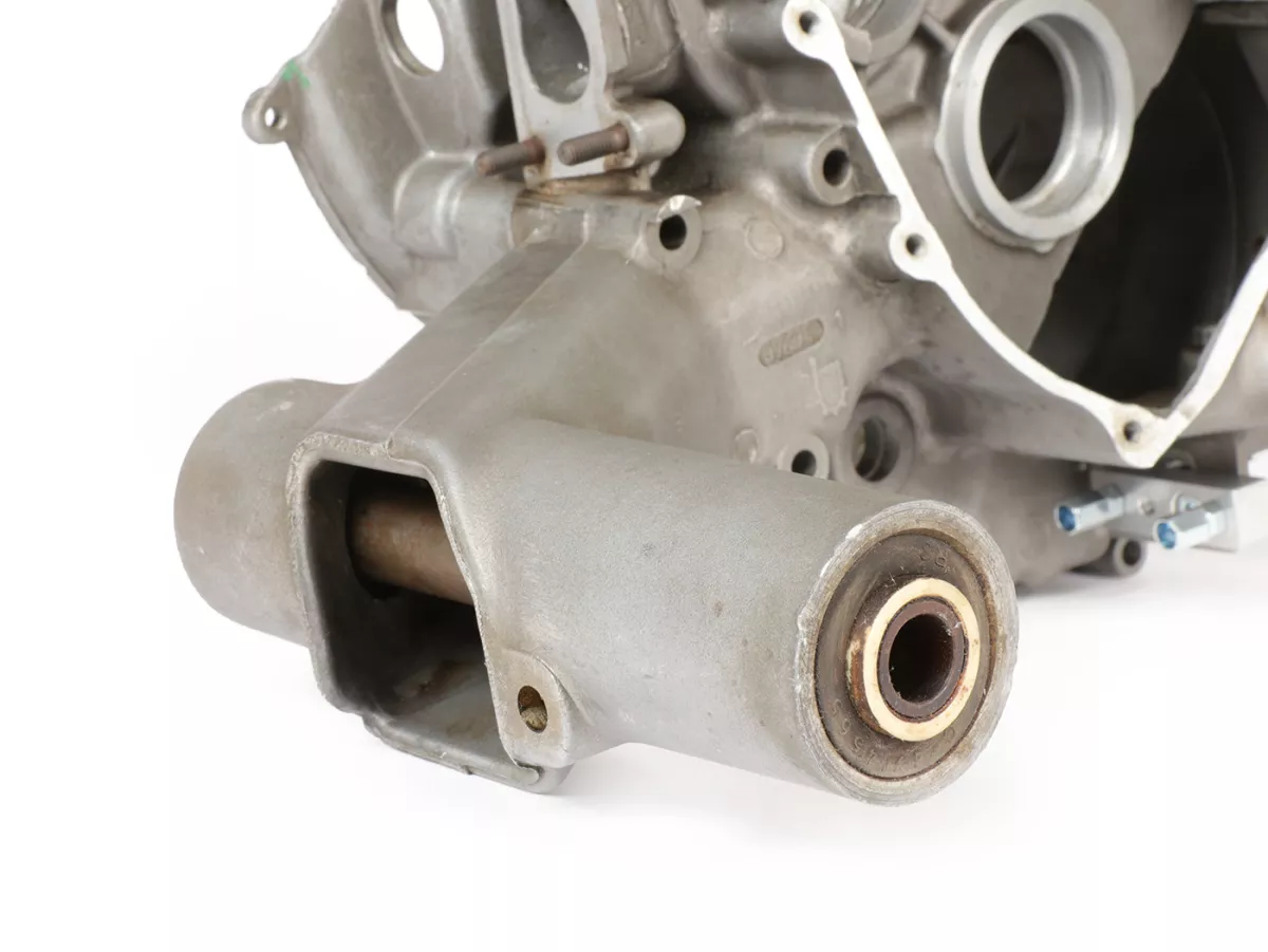 Motorhuis voor Vespa V50, V90, PV, ET3, PK S, PK XL, PK XL2, ETS, Motovespa PK75 (3-gaats inlaatspruitstuk, two-pull versnellingspook, Elestart)