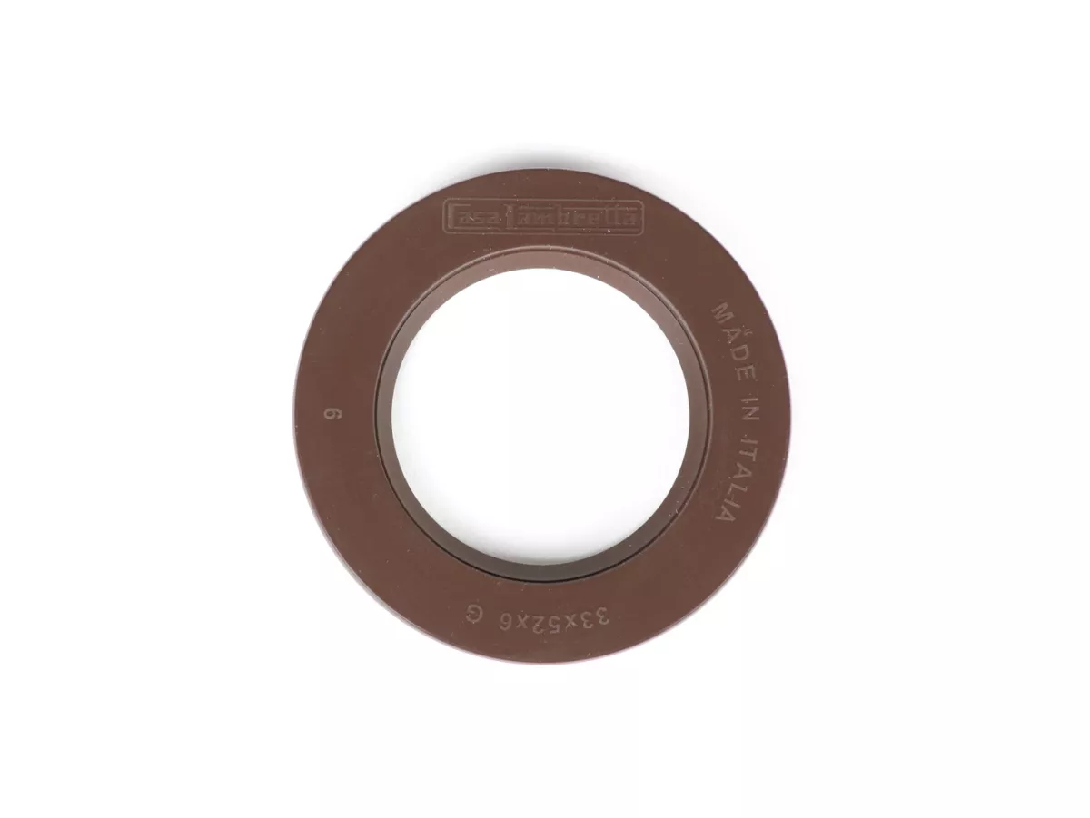 Paraolio 33x52x6mm -CASA LAMBRETTA (FKM)- (utilizzato per albero motore lato alternatore all'interno di Lambretta LI (serie 2-3), LIS, SX, TV (serie 2-3), DL, GP)