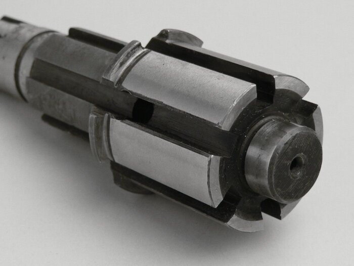 Rear wheel axle layshaft -LAMBRETTA- LI, LIS, SX, TV (series 2-3), DL, GP