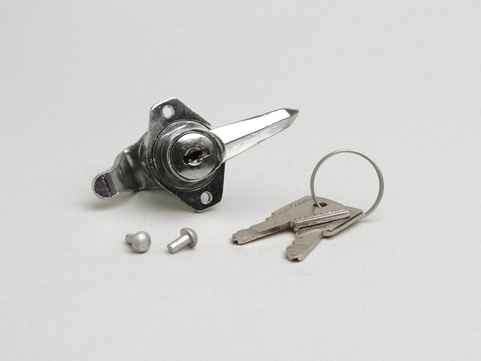 Serratura del vano bagagli -LAMBRETTA- DL (indiana), GP (indiana) - Ø=20mm, con leva