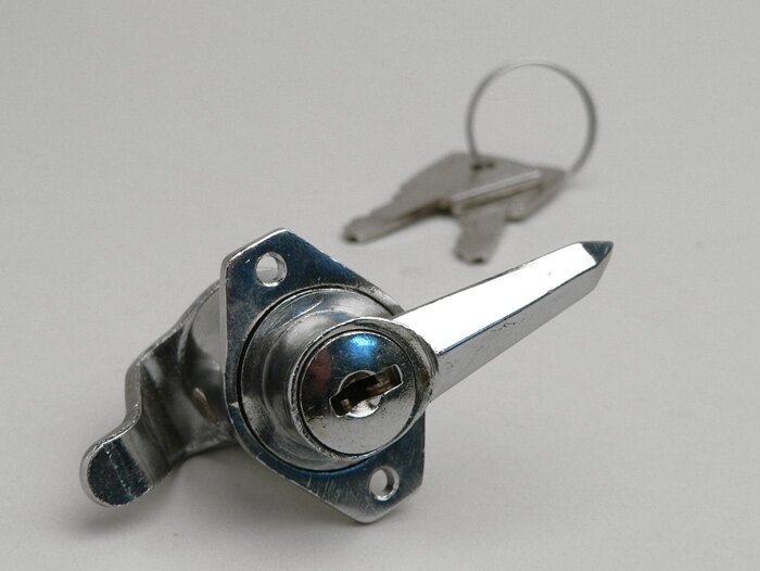Serratura del vano bagagli -LAMBRETTA- DL (indiana), GP (indiana) - Ø=20mm, con leva
