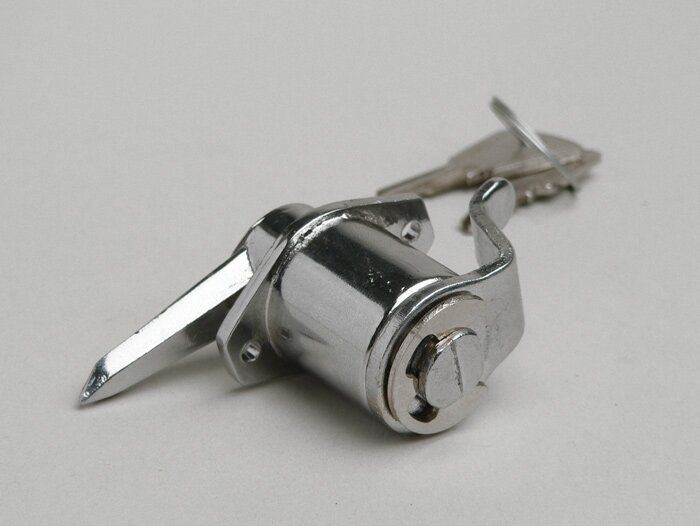 Serratura del vano bagagli -LAMBRETTA- DL (indiana), GP (indiana) - Ø=20mm, con leva
