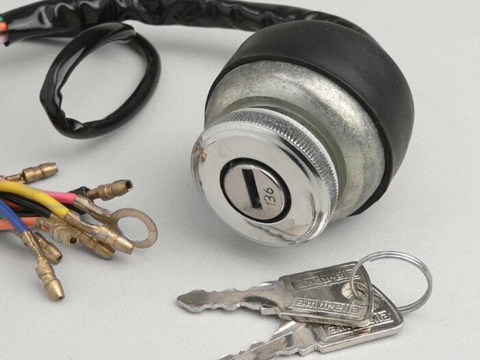 Ignition switch -LAMBRETTA- LI (series 3), LIS, SX, TV (series 2-3), DL, GP - models w/o battery