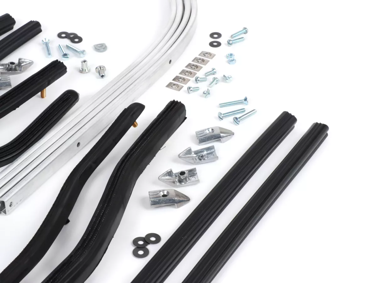 Set strip tapak lengkap termasuk potongan ujung dan bahan pengikat -CASA LAMBRETTA- DL, GP- Hitam