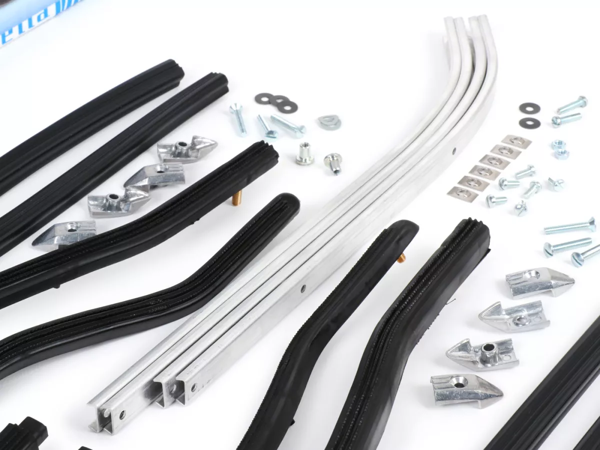 Set strip tapak lengkap termasuk potongan ujung dan bahan pengikat -CASA LAMBRETTA- DL, GP- Hitam
