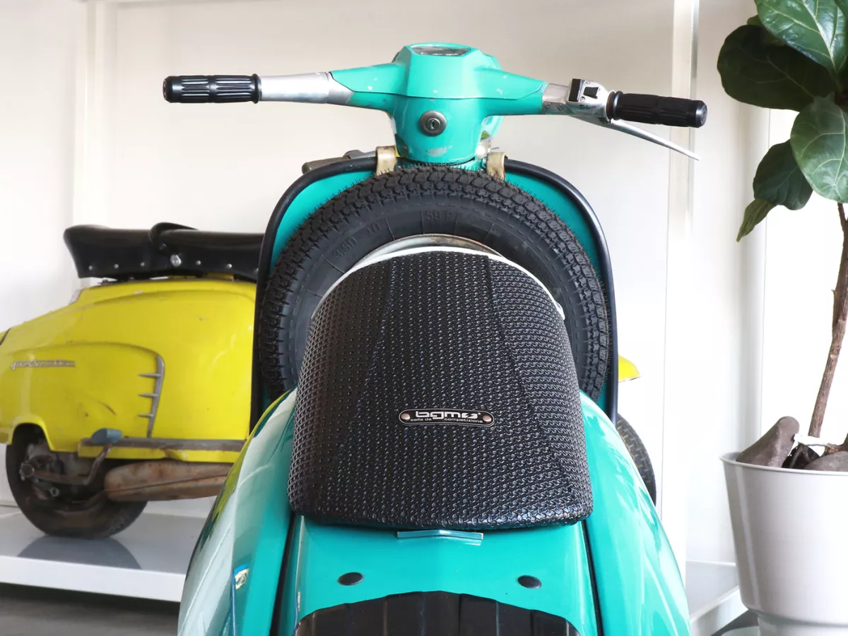 Selle -BGM Longtail- Lambretta LI, LI S, SX, TV, DL, GP - avec fermeture magnétique