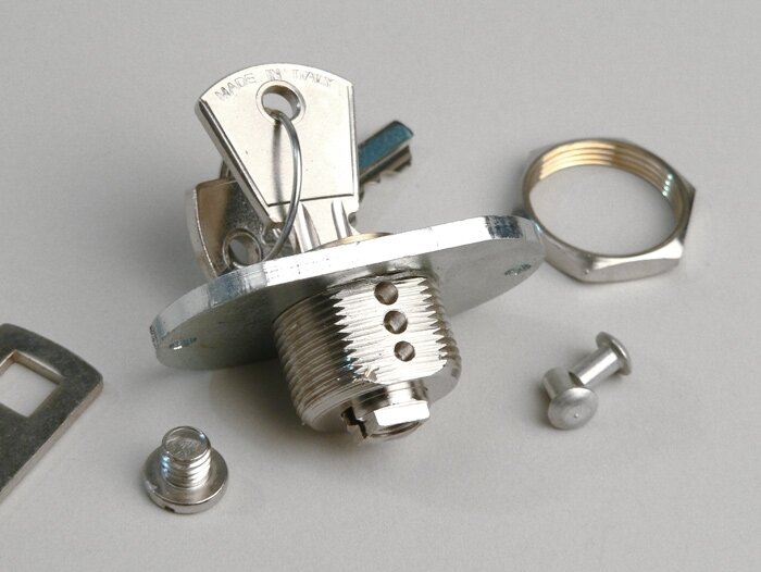 Cerradura del maletero -LAMBRETTA- LD 150 (construido 1954-1956) - 40mm