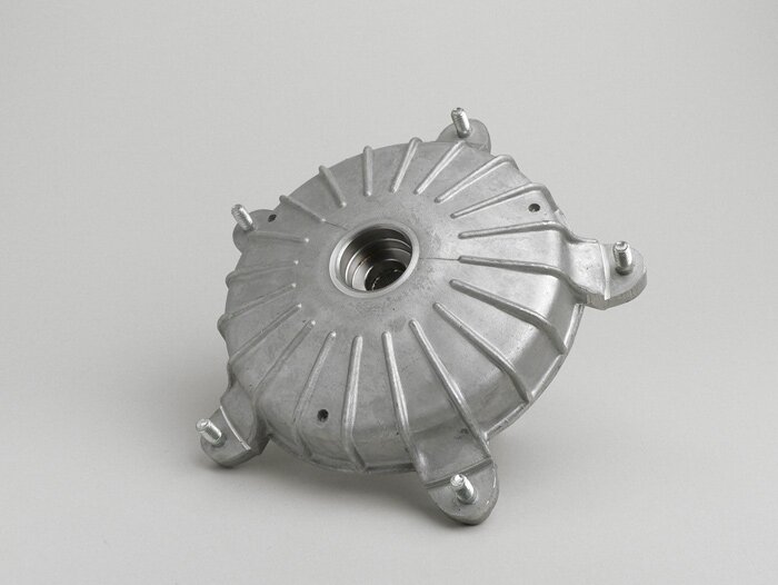 Tambor de freno trasero 10 pulgadas -FA ITALIA- Vespa V50 Special (V5B a partir de 1972), V50 N, SS50, SS90, PV125, ET3
