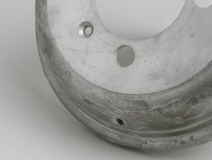 Bakre bromstrumma 8 tum -IMPORT- Vespa Wideframe V1-15, V30-33, VU, VM, VN, VL, VB, VBA, VBB, VNA, VNB, ACMA, Hoffmann