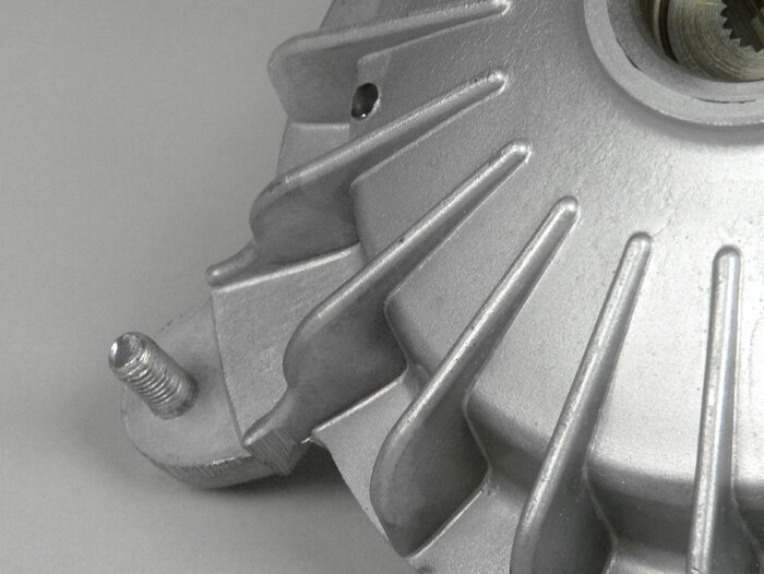 Tambor de freno delantero 10 pulgadas -CALIDAD OEM- Vespa V50 Special (V5B a partir de 1972), V50 N, SS50, SS90, PV125, ET3