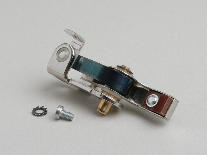 Ontstekingscontacten -VESPA lang met geleidebout- Vespa 50 V5SS1T tot V5SS2T, Vespa 90 V9SS1T, V9A1T (vanaf nr. 21450), Vespa 125 VMA1T tot VMA2T, VNB6T (vanaf nr. 035189), GT, GTR, Vespa 150 VBB2T (vanaf nr. 270250), Super, Sprint (vanaf nr. 24078), Spri