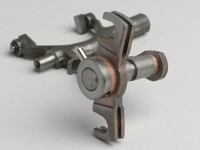 Gear selector fork -FA ITALIA- Vespa V50, V90, SS50, SS90, PV125, ET3