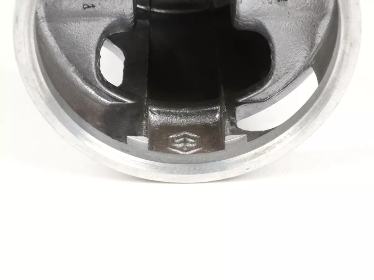 Silinder -PIAGGIO 200 ccm 12hp- Vespa Rally 200 (VSE1T), P200E (VSX1T), PX200, PX200E, PX200E Elestart, PX200E GS, Cosa 200 (VDR1T, VSR1T), Motovespa 200DS, 200DN, TX200, 200 Iris, CLX200 Cosa