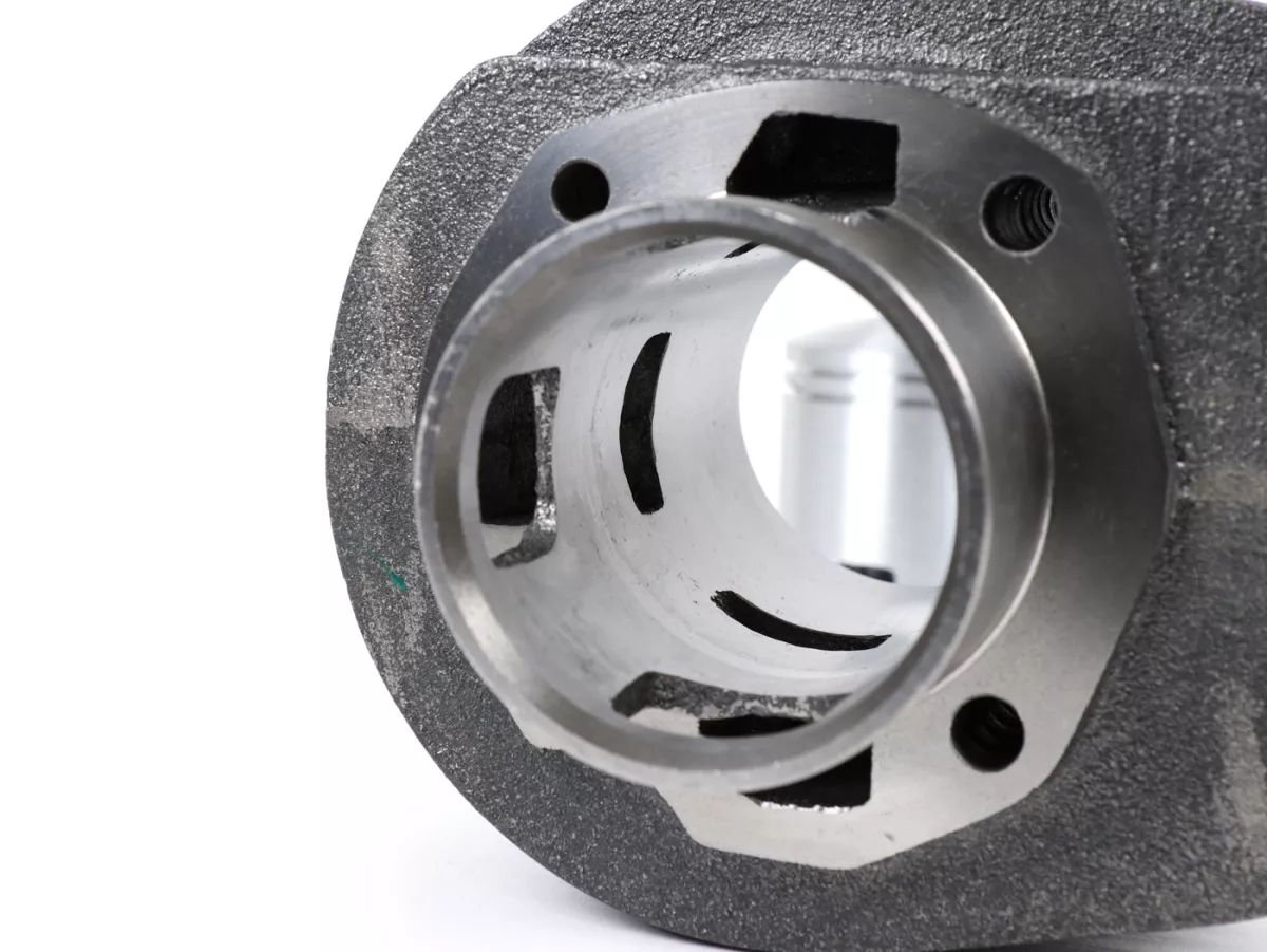 Cilindro -GOETZE, 150 ccm 3 porte- Vespa PX125, PX150, Cosa125, Cosa150, GTR125, TS125, Sprint Veloce (VLB1T 0150001-), LML Star 125/150, Stella 125/150