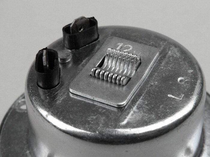 Avvisatore acustico (cicalino) -QUALITÀ OEM 12V AC- Vespa GS150 / GS3, GS160 / GS4 (VSB1T), SS180 (VSC1T), VBB1T, VBA1T, VLA1T, Motovespa 160 GT -Cromo