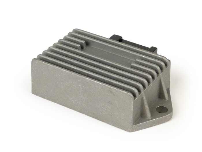 Regolatore di tensione -QUALITÀ OEM- 5-pin- Minarelli 125-150 ccm (fino al 2001)