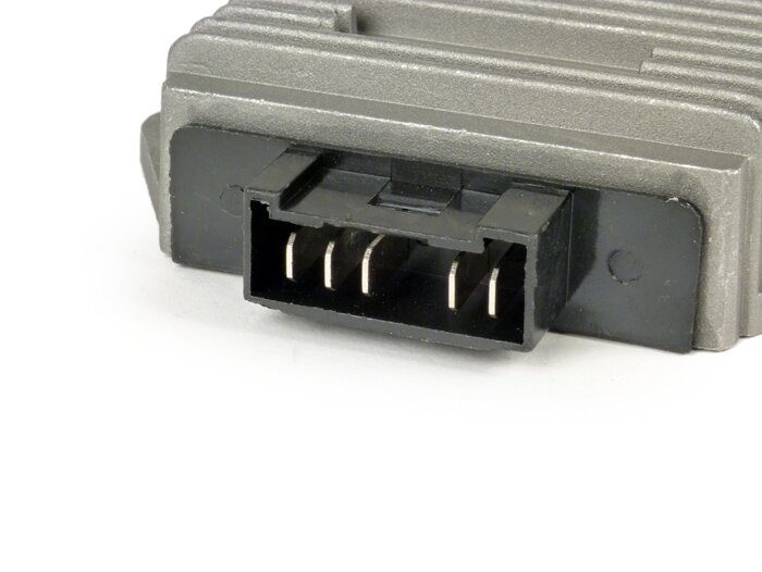 Regolatore di tensione -QUALITÀ OEM- 5-pin- Minarelli 125-150 ccm (fino al 2001)