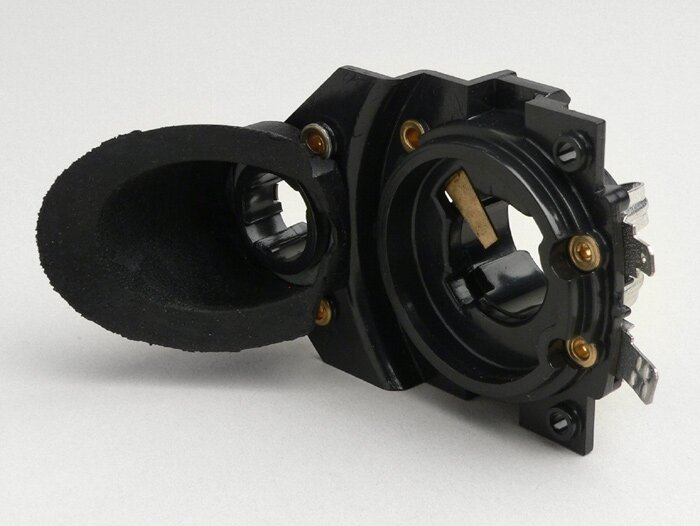 Headlight bulb holder -PIAGGIO- Vespa PX EFL