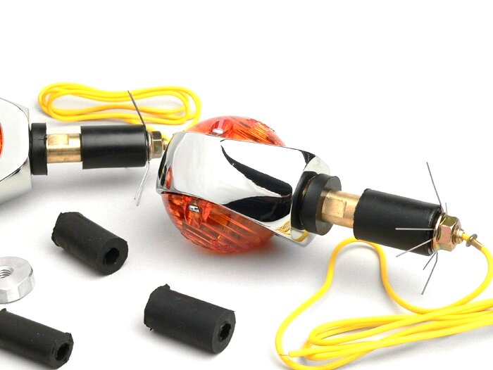 Pair of indicators -BULLS EYE- universal - amber
