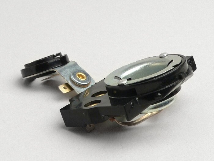 Headlight bulb holder -OEM QUALITY-Vespa V50/90 (Bilux), PV, ET3, Rally180 (VSD1T), Rally200 (VSE1T), Sprint150 Veloce(VLB1T) - for round type SIEM headlight