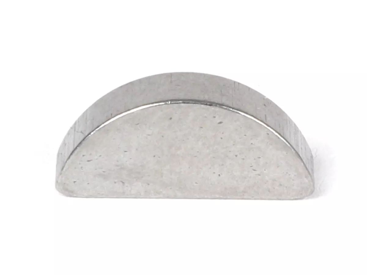 Woodruff key -DIN6888- 4 x 6,5 (used for crankshaft/clutch side Vespa PX, Rally180 (VSD1T), Rally200 (VSE1T), Sprint, crankshaft/flywheel side Lambretta LI, LIS, SX, TV, DL, GP, Piaggio 250-300cc 4-stroke)