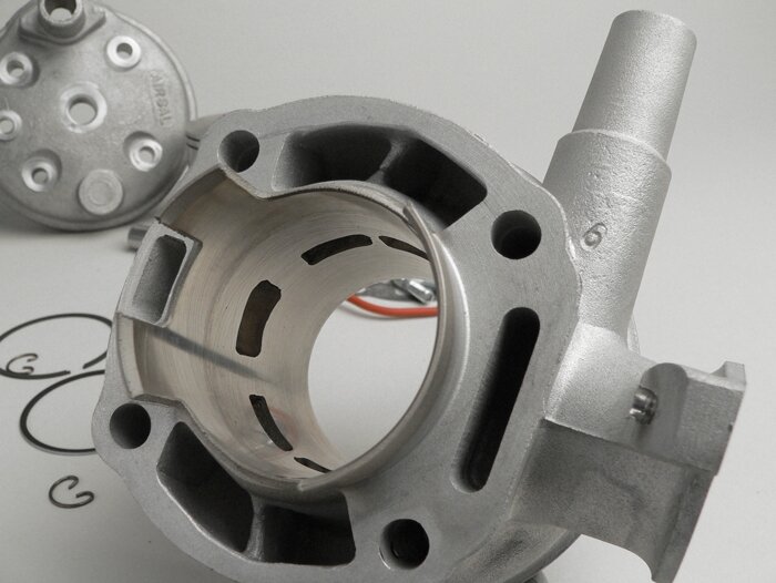 Cilindro -AIRSAL 70 ccm TECH Racing- Morini LC (tipo Suzuki/Aprilia)