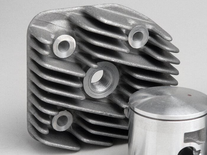 Cylindre -AIRSAL 70 cc T6 Racing- CPI AC Euro 2 - 12mm l'axe de piston - (angle de la bride de fixation de pot d'échappement de 10°)