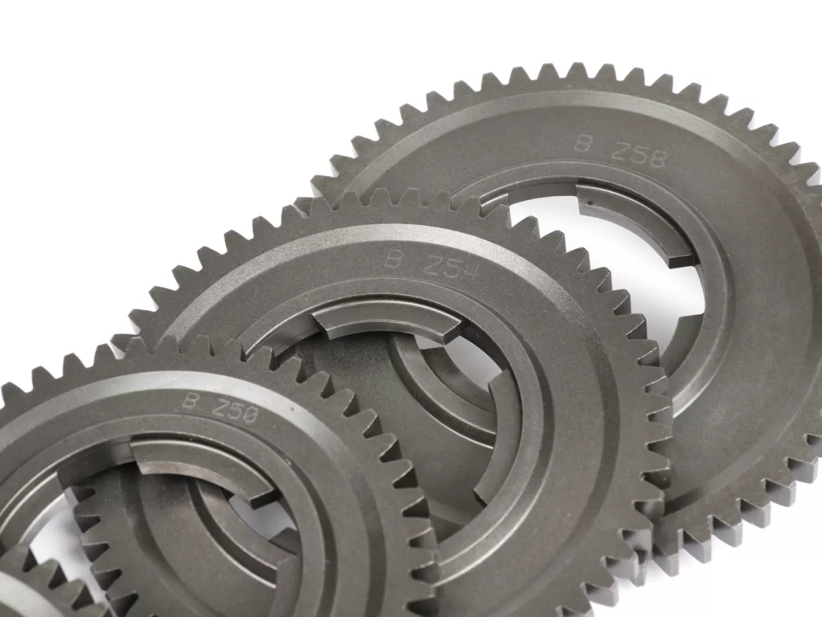 Gear cog set -BENELLI, serial gearing- Vespa V50, V90, 50N, PV125, ET3, SS50, SS90, PK S, PK XL1, PK XL2, ETS - (46, 50, 54, 58 teeth)
