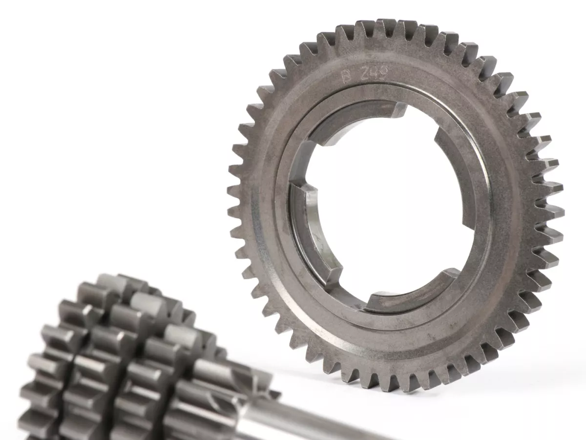Juego de árbol de transmisión con engranaje 4 de 49 dientes -BENELLI- Vespa V50, PV125, ET3, PK50, PK80, PK125 S-XL/XL2 - 10-14-18-21 dientes - utilizable con caja de cambios original, cuarta velocidad extra corta