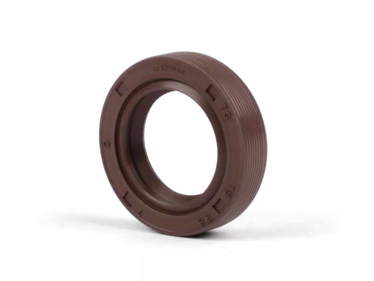 Oliekeerring 18x28x7mm -BGM PRO FKM/Viton® (E10 bestendig)- (gebruikt voor krukas dynamo zijde Piaggio 50 ccm 2-takt, Piaggio 125 ccm 4-takt (1e generatie))
