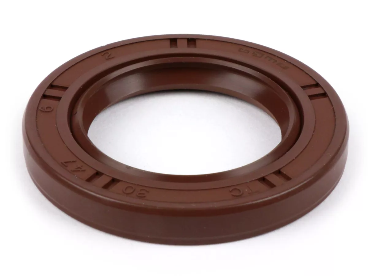 Joint spi 30x47x6mm -BGM PRO FKM/Viton® (résistant à E10)- (monté sur tambour arrière Vespa PX (1984-1991), Piaggio 50-180 cc 2-temps, Piaggio 50-100 cc 4-temps)
