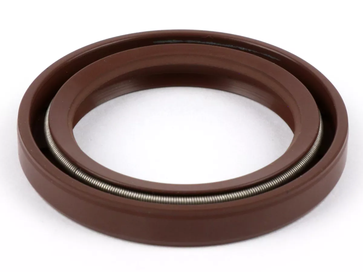 Oliekeerring 32x45x6mm -BGM PRO FKM/Viton® (E10 bestendig)- (gebruikt voor achterwiel / achterremtrommel Lambretta LI, LIS, SX, TV (series 2-3). DL, GP)