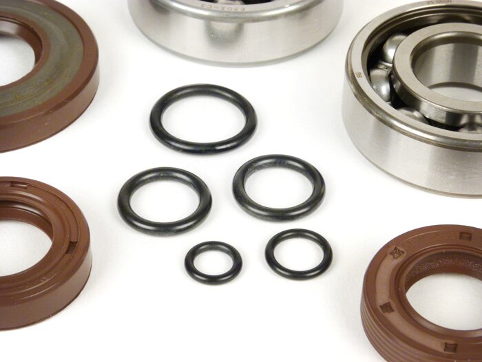 Set di cuscinetti - set di guarnizioni per albero motore -BGM ORIGINAL- Vespa V50, PV125, ET3, PK50S, PK50XL, PK50XL2, PK80S, PK125S - 1x 6303 + 1x 6204 - incl. O-ring -adatto anche per la conversione in albero motore con Ø20mm limashaft per V50, PV125, E