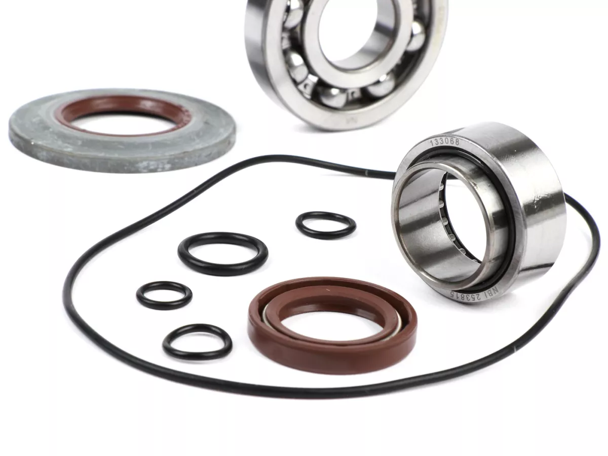 Bearing and oil seal set for crankshaft -BGM ORIGINAL- Vespa PX - metal type - incl. O-rings