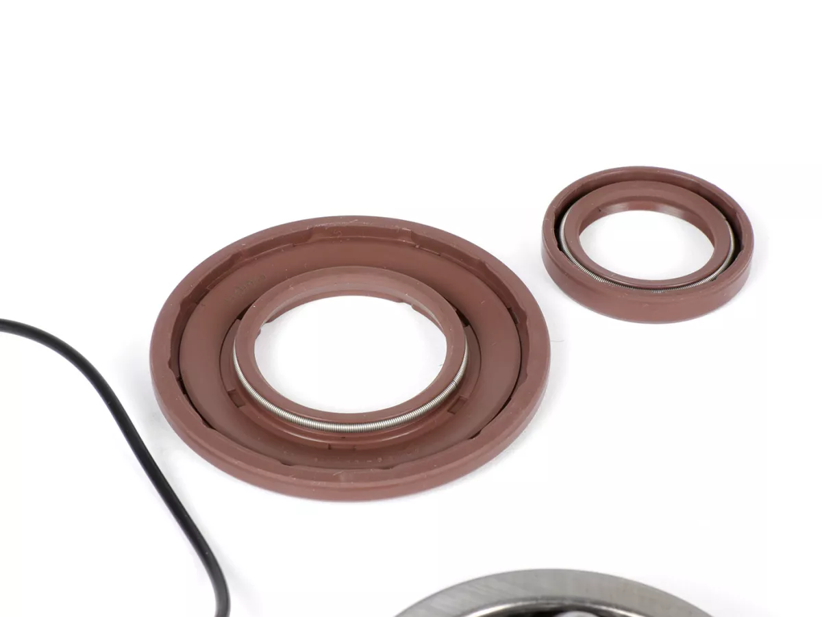 Bearing and oil seal set for crankshaft -BGM PRO FKM/Viton® (E10/etahnol resistant)- Vespa PX - rubber type - incl. O-rings