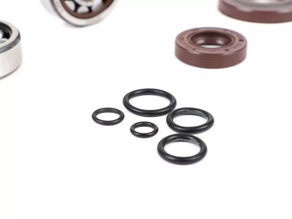 Kit roulements et joints spy pour vilebrequin -BGM ORIGINAL- Vespa V50, PV125, ET3, PK50S, PK80S, PK125S - 1x 6303 + 1x NU204