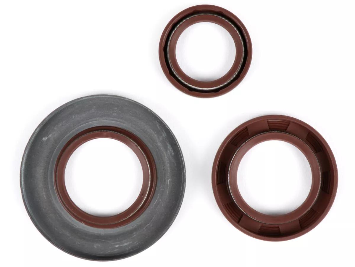 Juego de retenes -BGM PRO, FKM/Viton® (resistente a E10) metal, marrón- Vespa Largeframe PX Lusso (1984-1993) - PX80, PX125, PX150, PX200, T5 125cc, Cosa - Retén rueda trasera 30x47x6mm (montaje exterior)