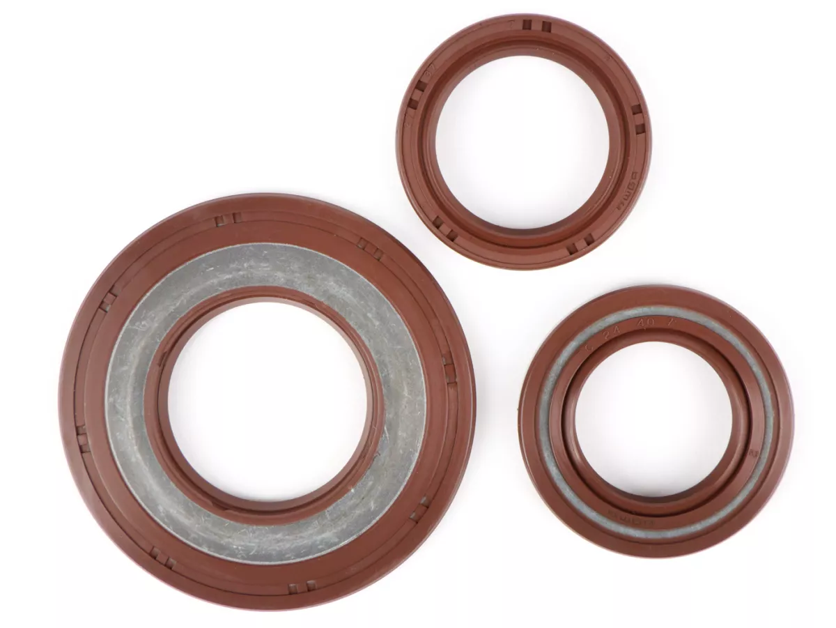 Oil seal set engine -BGM PRO, FKM/Viton® (E10/etahnol resistant)- Vespa Largeframe Vespa Rally180
