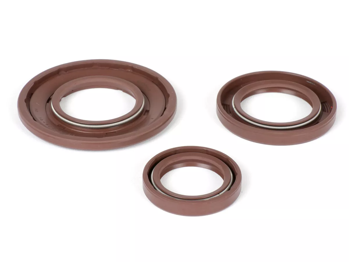 Juego de retenes -BGM PRO, caucho FKM/Viton® (resistente a E10), marrón- Vespa Largeframe PX Lusso (1984-1986) - PX80, PX125, PX150, PX200, T5 125cc, Cosa - Retén rueda trasera 30x47x6mm (montaje exterior)