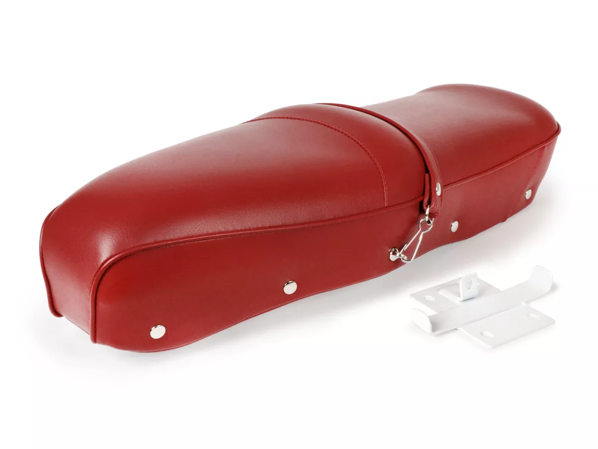 Zadel -BGM PRO Pegasus met schild en geklonken- Lambretta LI, LI S, SX, TV, DL, GP - rood