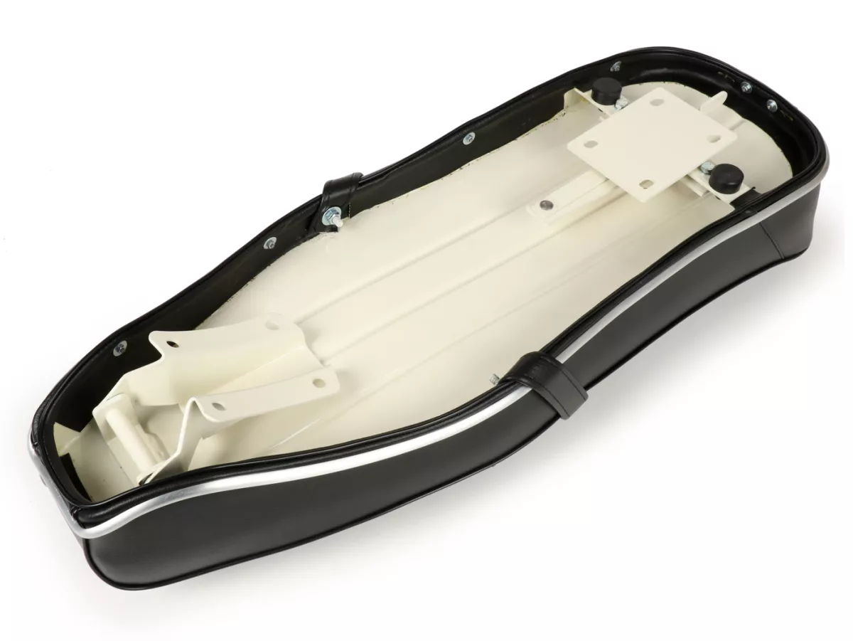Zadel -BGM PRO Pegasus met aluminium bekleding en afscherming- Lambretta LI, LI S, SX, TV, DL, GP - zwart