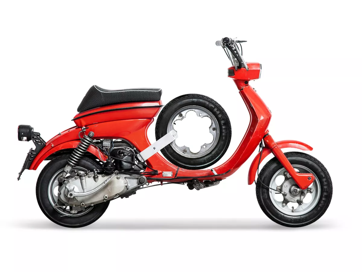 Bangku kursi -BGM PRO, Fastback- Lambretta Lui 50 C/CL, Lui 75 S/SL, Vega, Cometa - sayap timbul