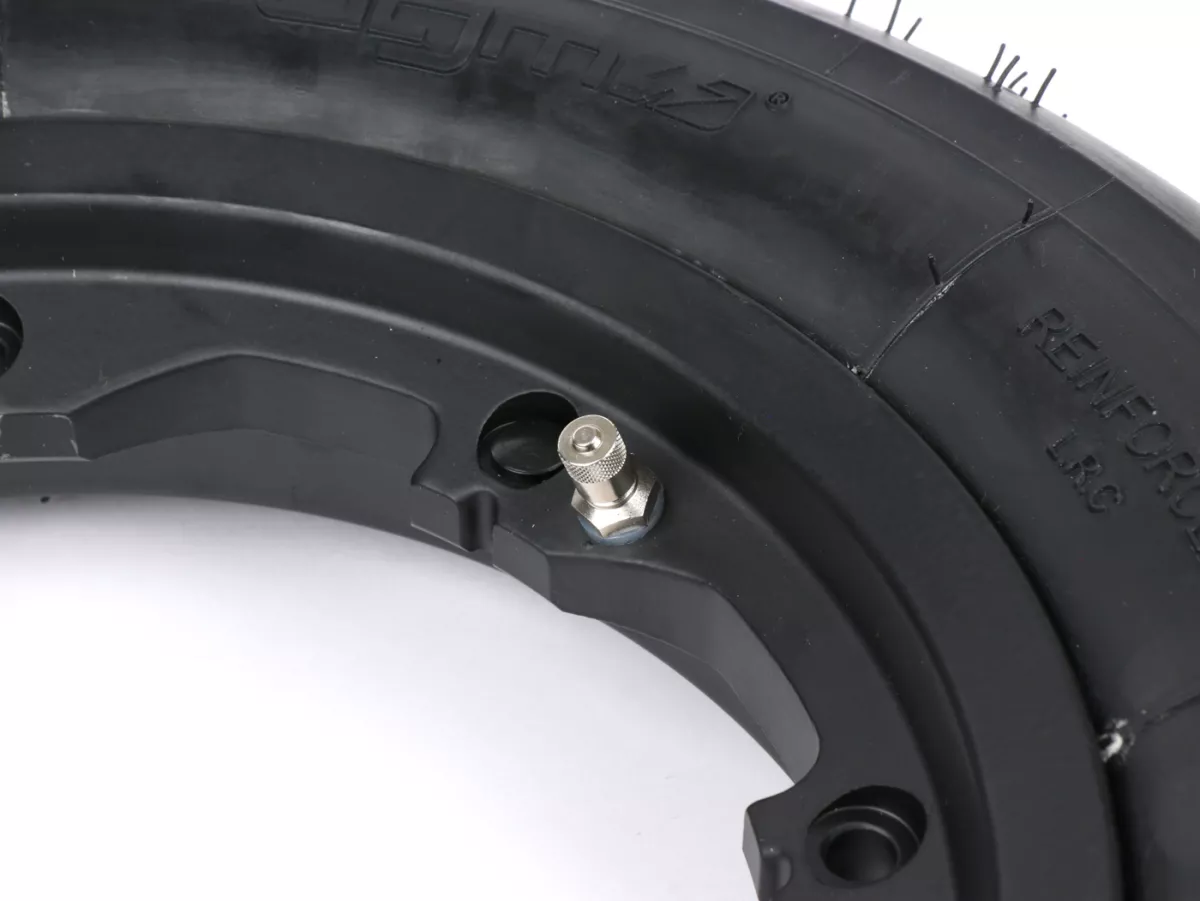 Rueda completa -BGM Sport, tubeless, Lambretta- 3.50 - 10 pulgadas TL 59S (reforzada) - llanta 2.10-10 negra